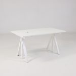 Höj- och sänkbart skrivbord Works