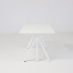 Höj- och sänkbart skrivbord Works