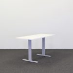 Fast Skrivbord 140 cm