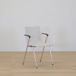 Konferensstol helklädd