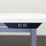 Elektriskt höj- och sänkbart  skrivbord