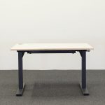 Elektriskt höj- & sänkbart  Skrivbord Snitsa 120 cm