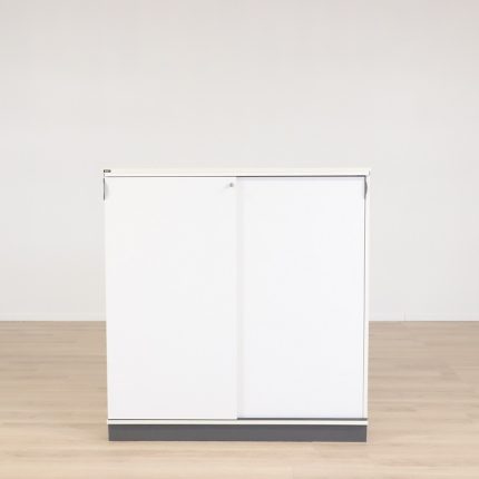 Skjutdörrsförvaring Snitsa