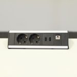 Elektriskt höj- och sänkbart  skrivbord  160 cm