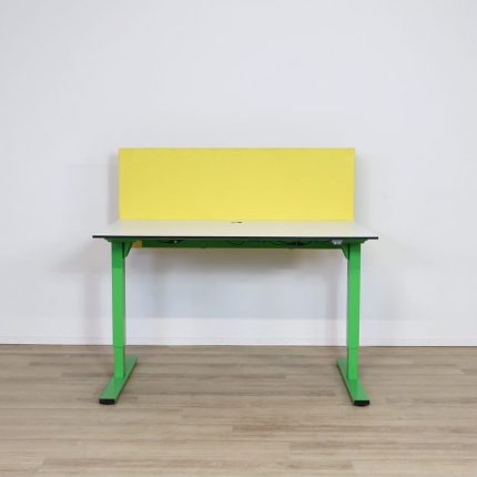 Skrivbord med bordsskärm Snitsa SA MÖBLER 140 cm