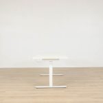 Elektriskt höj- och sänkbart  skrivbord  160 cm