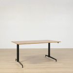 Elektriskt Höj-och sänkbart  skrivbord