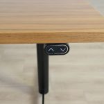 Elektriskt Höj-och sänkbart  skrivbord
