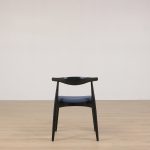 Karmstol CH20 Elbow Chair