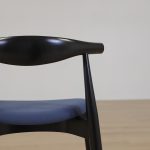 Karmstol CH20 Elbow Chair