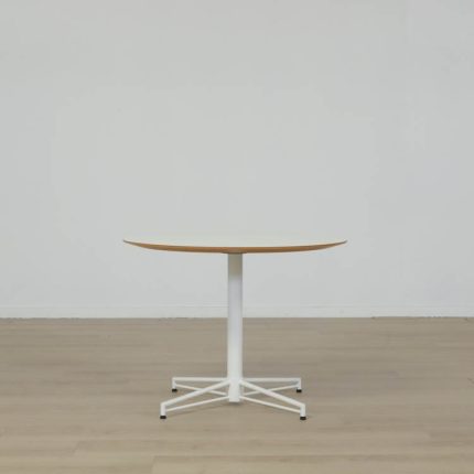 Loungebord X-bone