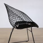 Loungestol inspirerad av Diamond KNOLL