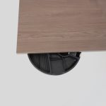 Höj- och sänkbart skrivbord